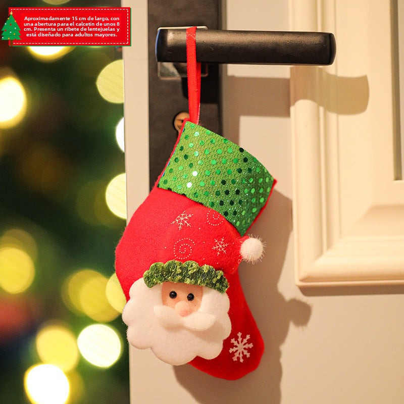 Decoraciones Navideñas: Calcetines de Santa, Bolsas de Regalo, Niño y Muñeco de Nieve