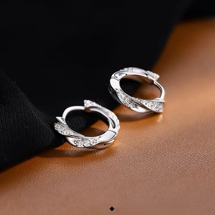 Aros Pequeños Plata 925 Diseño Möbius con Circonitas