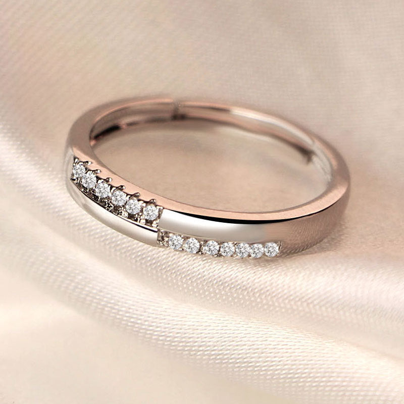 Anillo Ajustable de Plata para Mujer – Diseño Minimalista con Zirconias, Ideal como Anillo de Compromiso