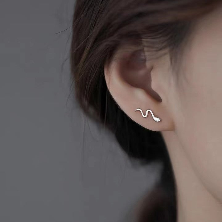 Aretes de Serpiente en Plata S925 pequeños con Zirconia