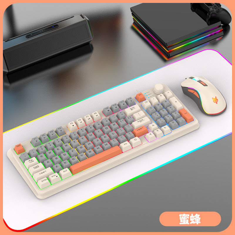 Teclado Mecánico Iluminado K82: Teclado con Efecto Mecánico, Conexión por Cable, Diseño de Tres Colores para PC