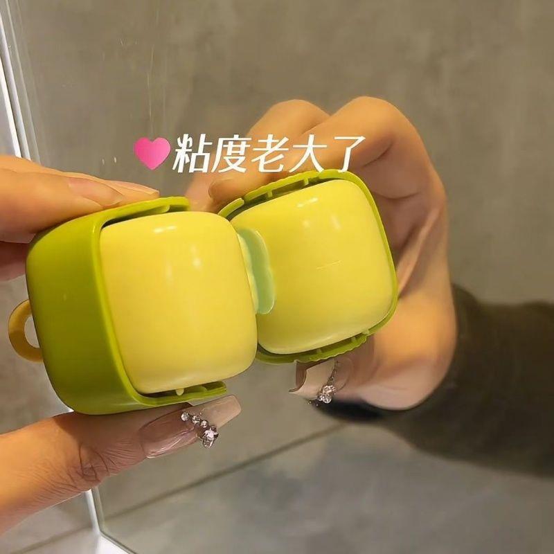 Rodillo Adhesivo para quitar Pelos de Mascotas: quitapelos Lavable para uso en Ropa y Muebles.