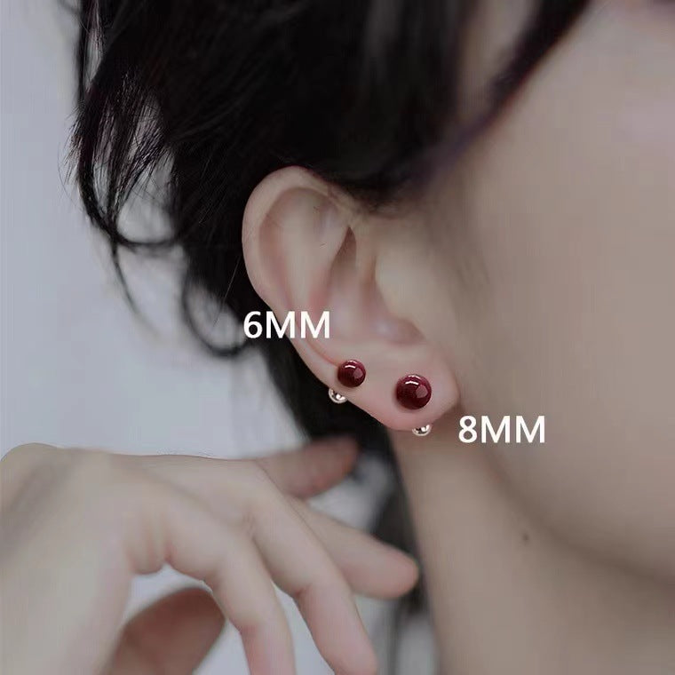 Pendientes Tipo Piercing de Plata 999 – Esfera Roja con Cierre de Rosca