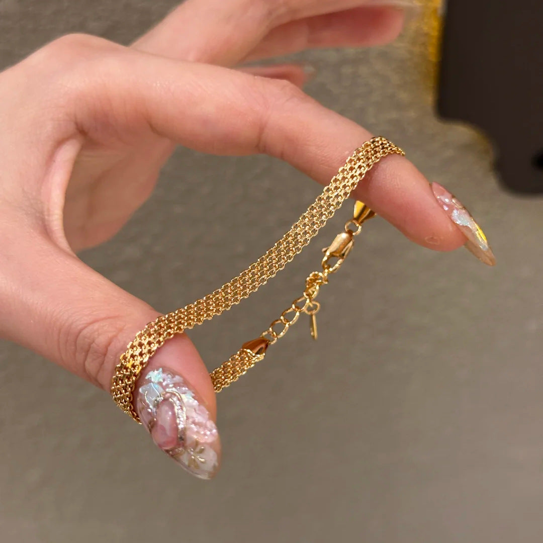 Pulsera en Plata de ley: tejido en Malla, diseño Minimalista estilo Correa de Reloj