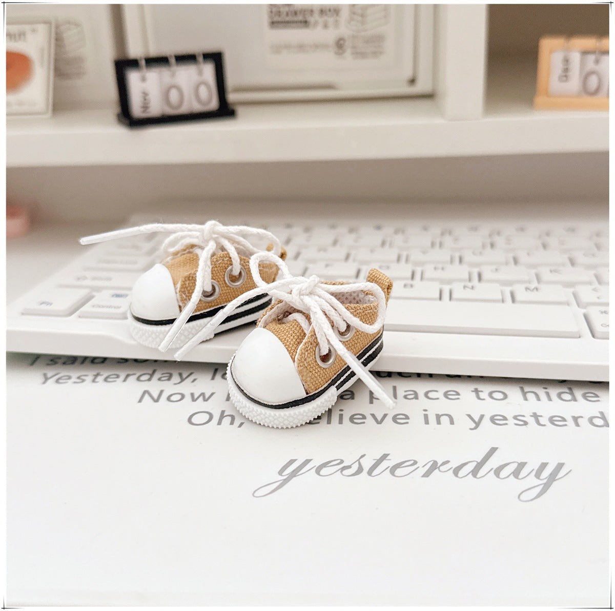 Zapatillas de lona para muñecas de 17 cm: Labubu, muñeca de algodón de 10 cm, color negro y blanco, con cordones