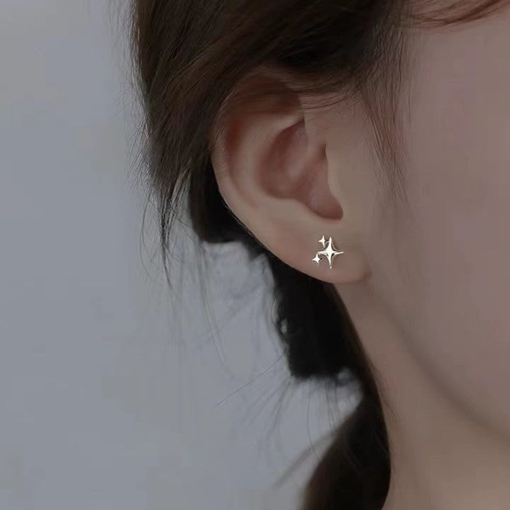 Aretes Botón de Estrella en Plata 925 – Diseño Unisexo y Minimalista