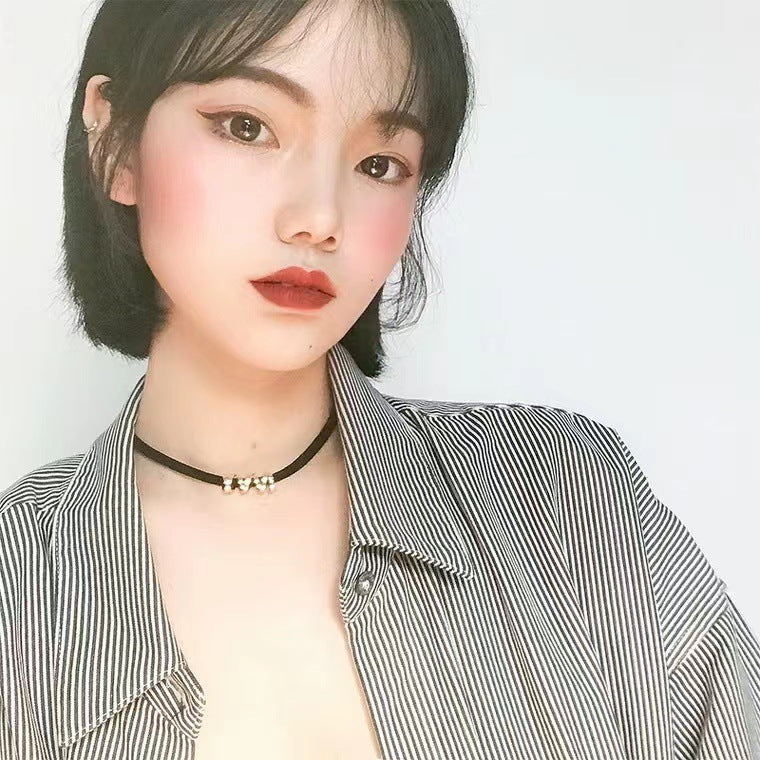 Collar tipo shocker con accesorio minimalista en plata S925