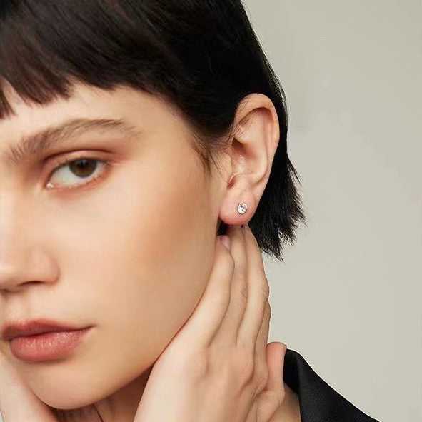 Piercing en Plata 925 – Zirconio Corte Diamante con Cierre de Rosca