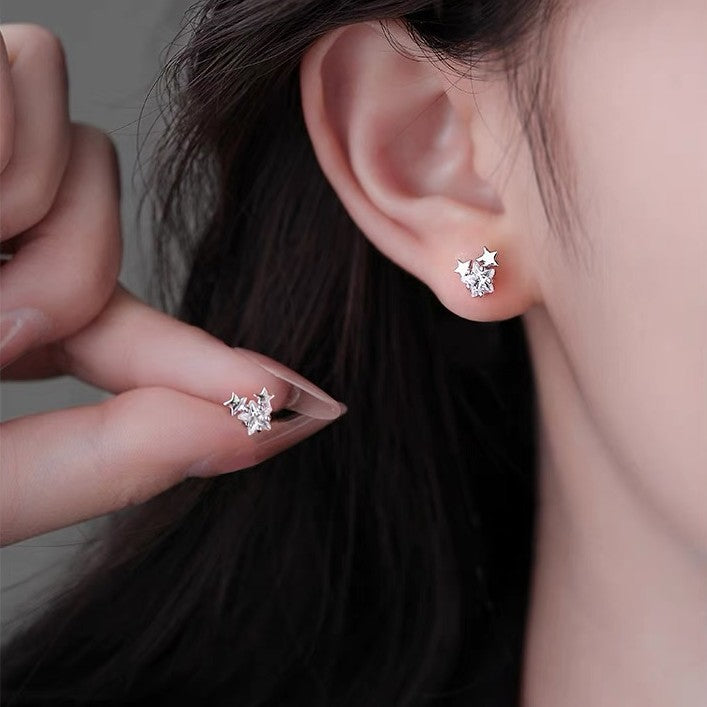 Aretes botón con estrellas de plata – minimalistas para mujer