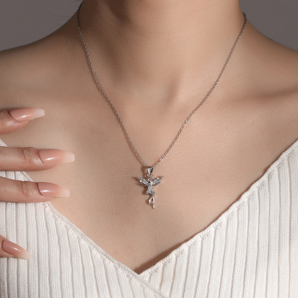 Cadena Corta de plata 925: Dije de Angel o Ada con Cristales