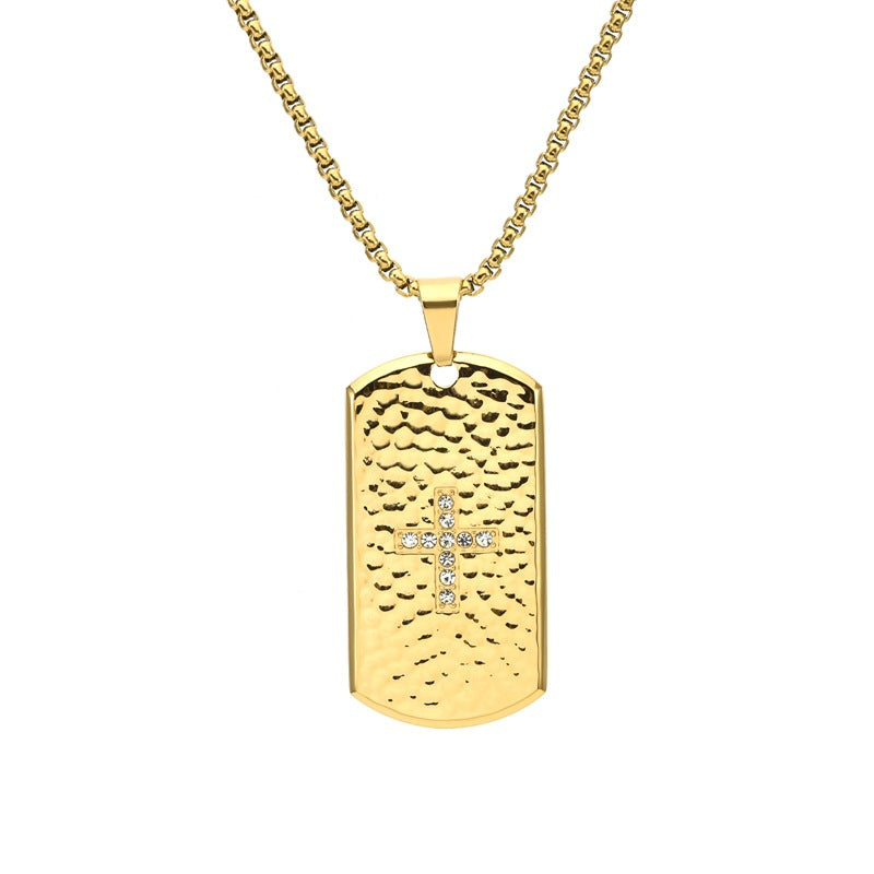 Cadena para Hombre con Placa Militar y Cruz de Zirconias – Acero Inoxidable