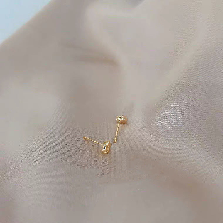 Pendientes Botón de plata 925: Diseño minimalista para niñas