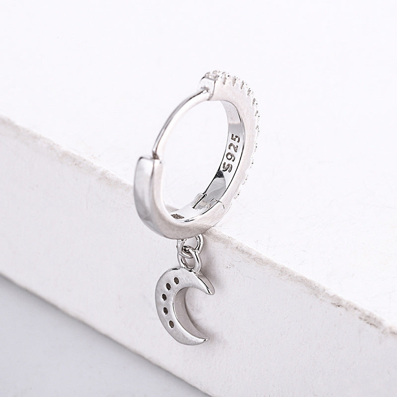 Candongas Pequeñas de Plata 925 con Dije de Luna y Estrella – Zirconias Brillantes