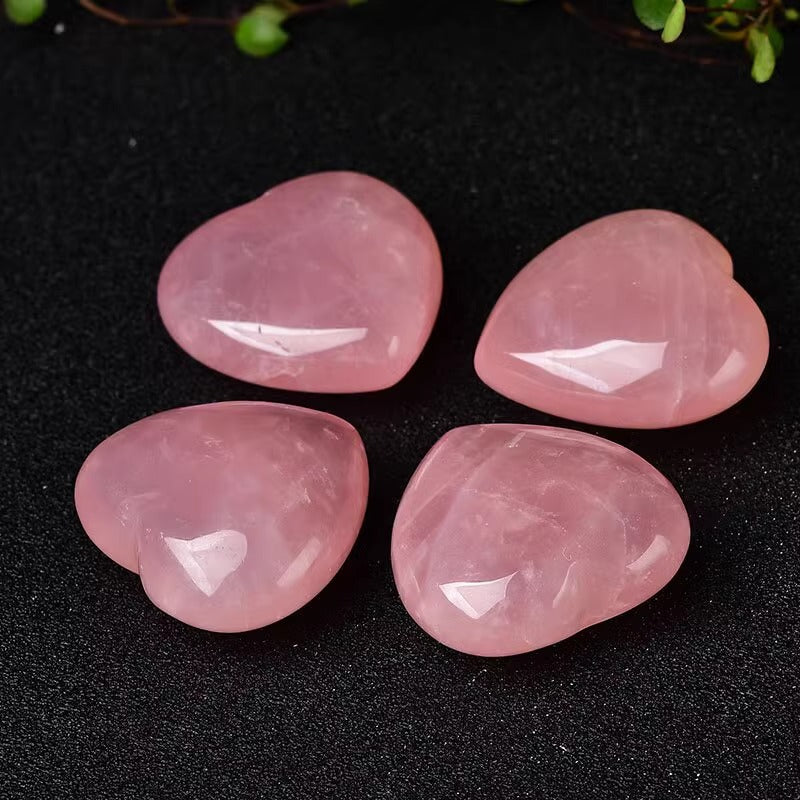 Corazón de Cuarzo Rosa Natural: Figurita Hecha a Mano, Ideal para Decoración y DIY