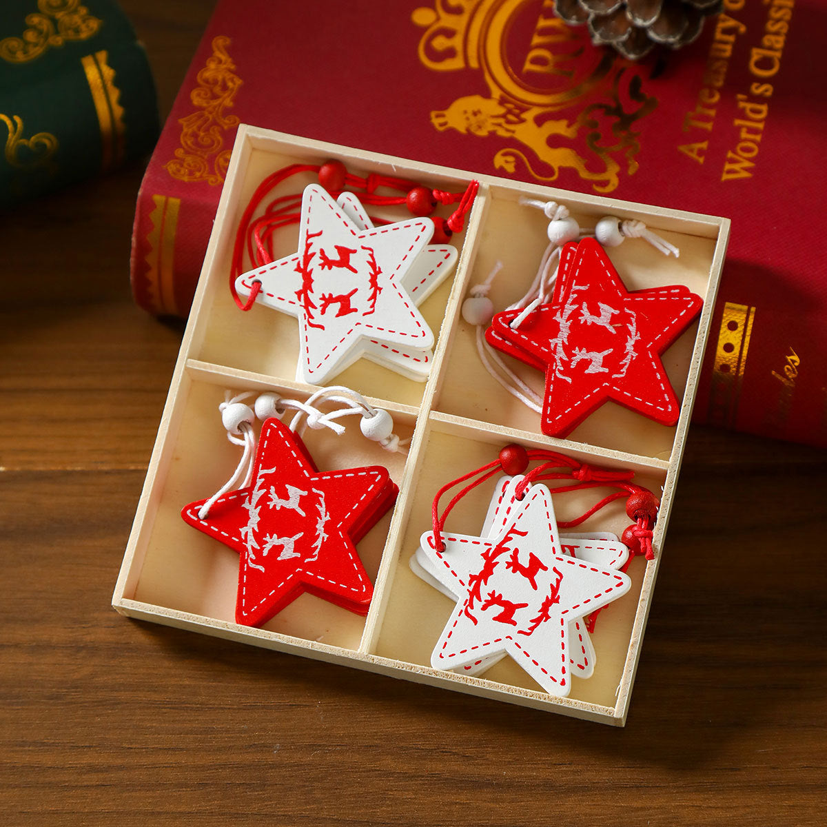Colgantes de Madera para Árbol de Navidad : Caja con 12 Piezas en Diferentes Diseños
