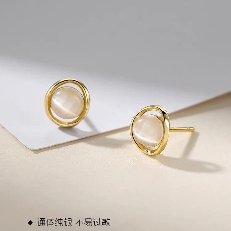 Pendientes de Plata 999 para Mujer – Con Piedra Ojo de Gato, Símbolo de Intuición y Equilibrio