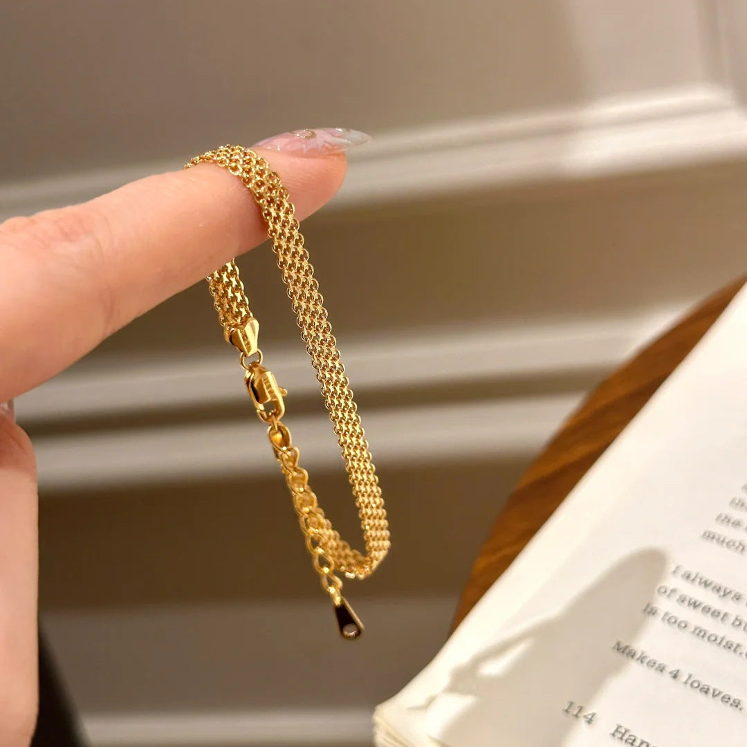 Pulsera en Plata de ley: tejido en Malla, diseño Minimalista estilo Correa de Reloj