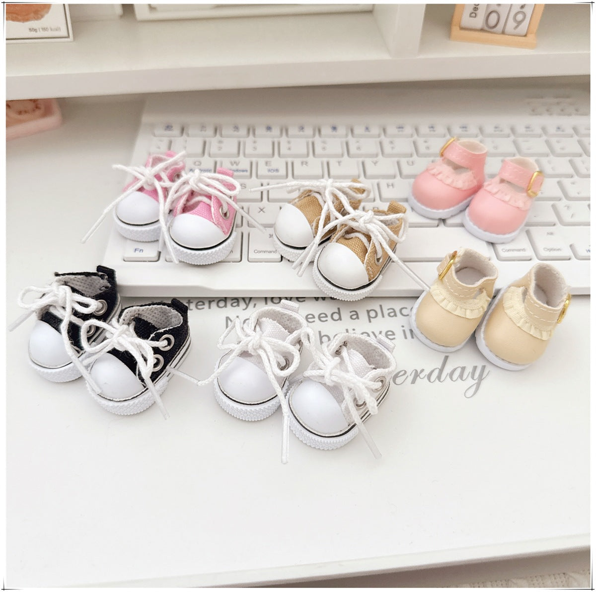 Zapatillas de lona para muñecas de 17 cm: Labubu, muñeca de algodón de 10 cm, color negro y blanco, con cordones