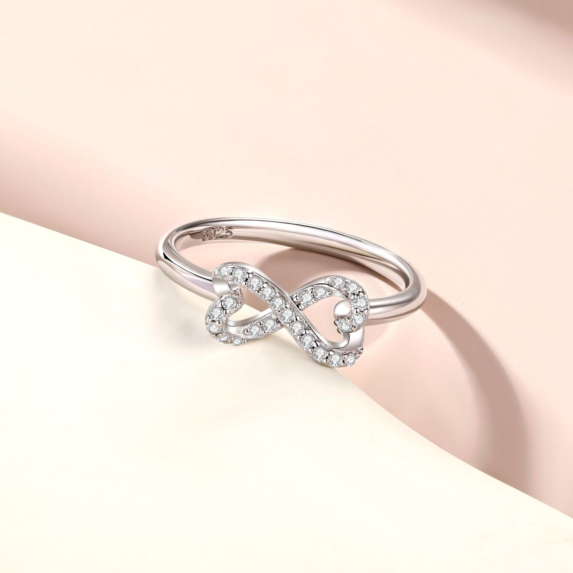 Anillo de Corazón con lazo de mariposa de plata 925: Joyería para Mujer