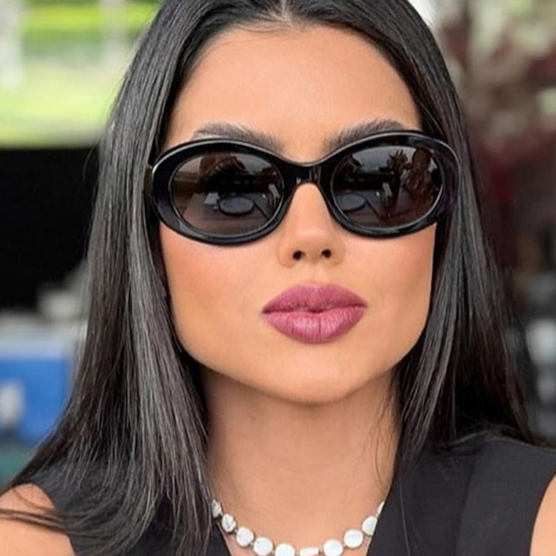 Gafas de Sol Ovaladas Modernas con Protección UV para Mujer