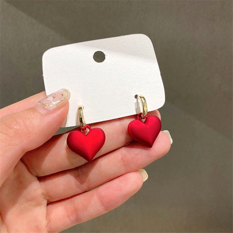 Pendientes de Corazón Colgante - Ligeros con Toque Retro, Regalo de Amor y Amistad