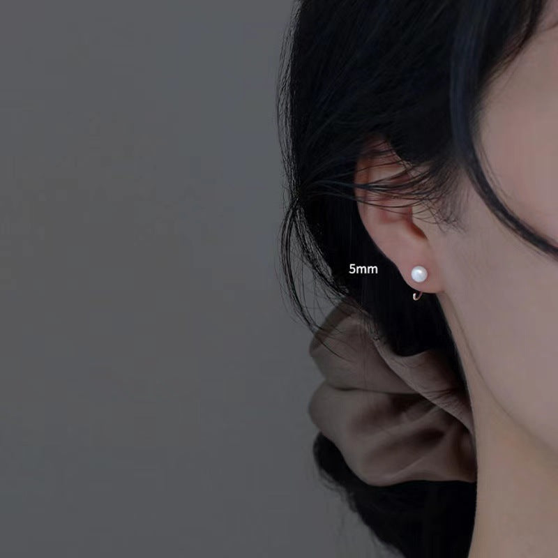 Pendientes de Botón en Plata 999 con Perla – Cierre de Gancho