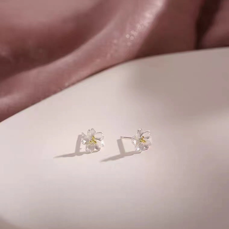 Pendientes de Flor de Cerezo en Plata S925 – Diseño Delicado para Niña