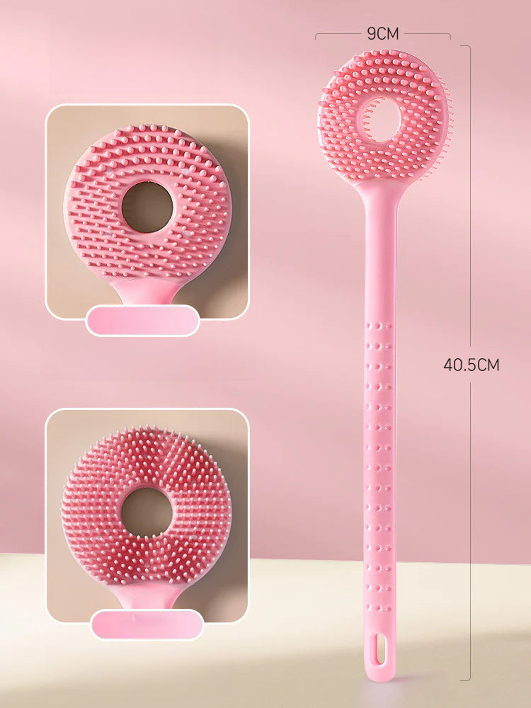 Cepillo de baño 2 en 1 rosa con mango largo y cerdas suaves, dimensiones detalladas para uso cómodo en higiene y masaje corporal.
