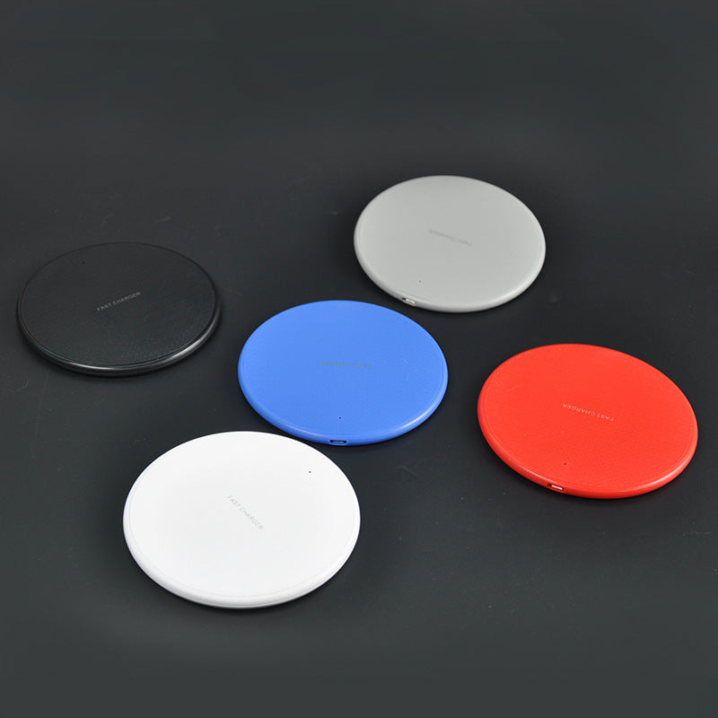 Cargador Inalámbrico K8: Carga Rápida de 15W para Teléfonos y Auriculares