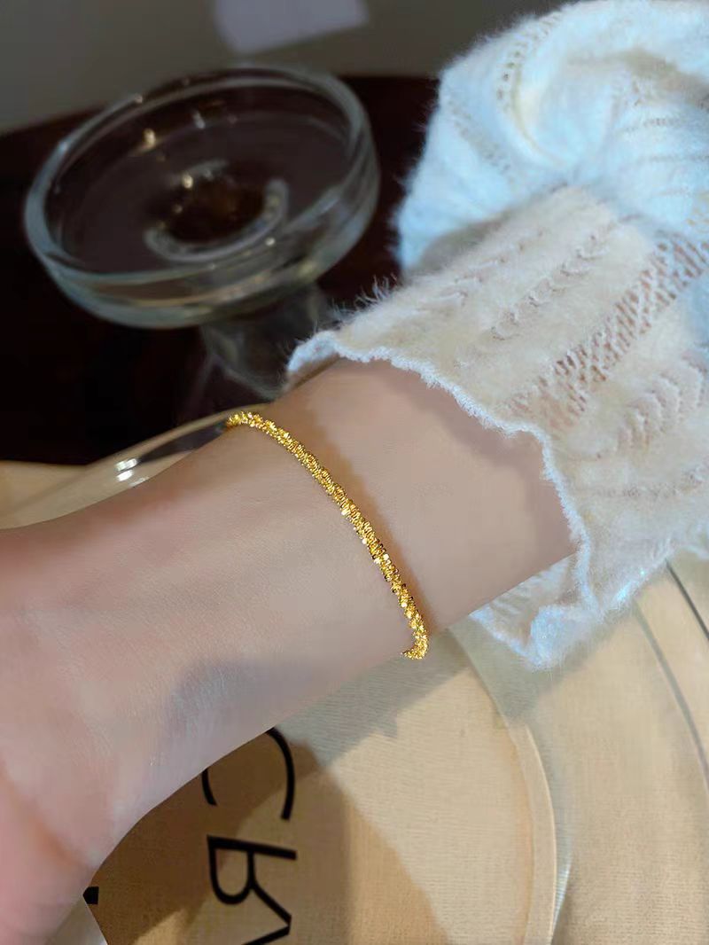 Pulsera minimalista de eslabones metálicos para mujer – diseño delicado