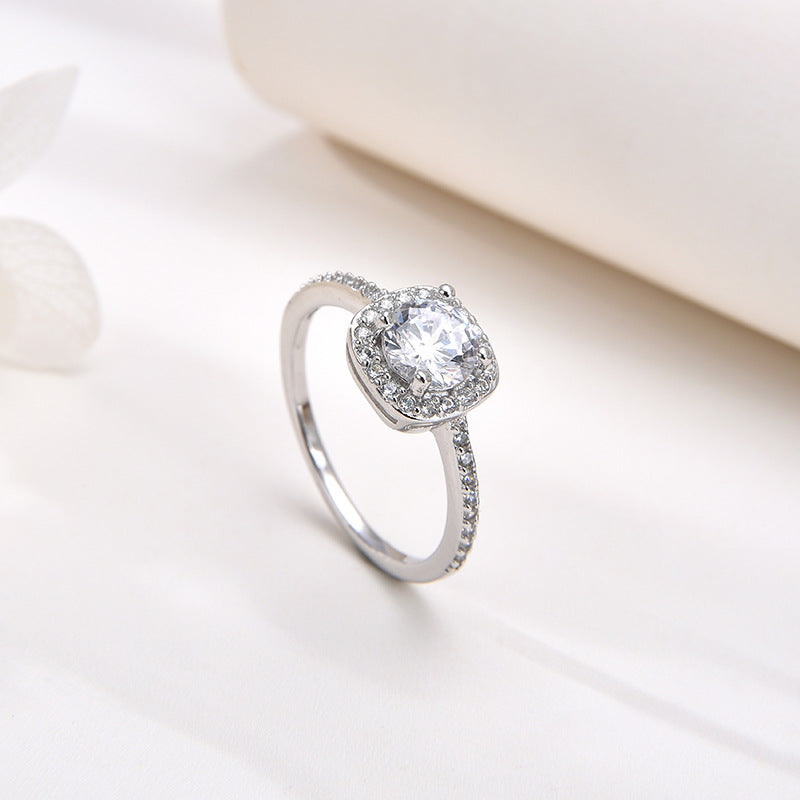 Anillo de Compromiso Solitario de Plata 925 con Circonita Cúbica y Cristales