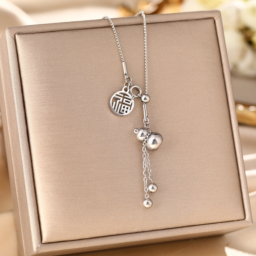 Collar de Acero Inoxidable con Símbolo Chino de la Suerte y felicidad.