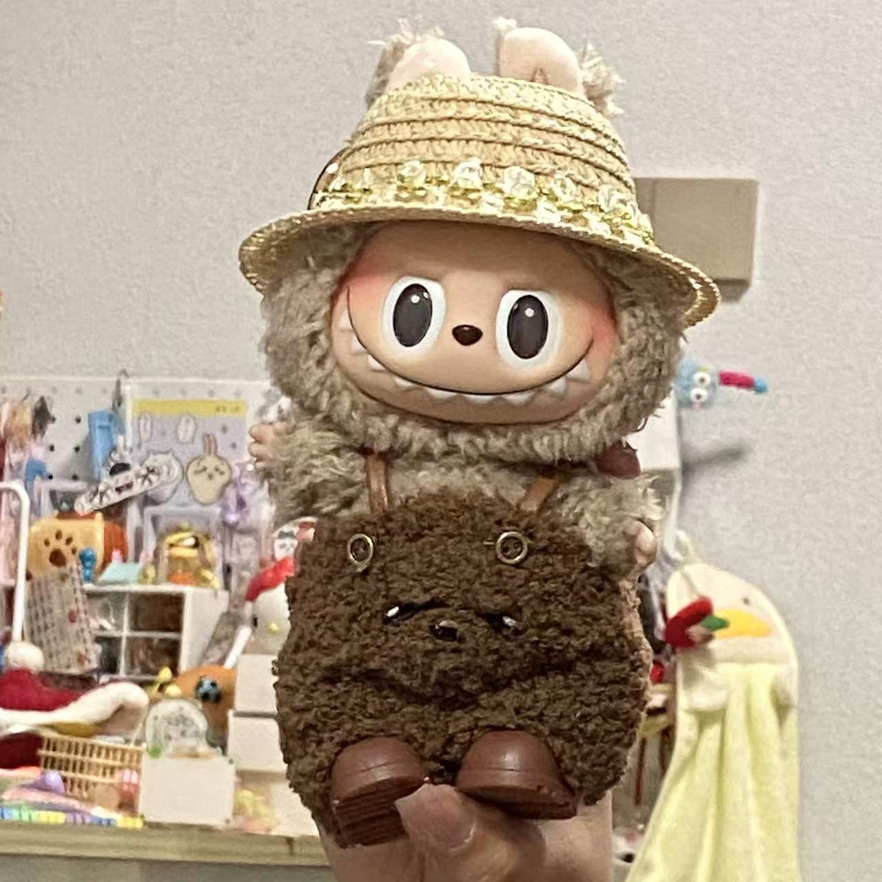 Ropa Oversize para Muñeca Labubu 17 cm – Accesorios de Moda Urbana (Muñeca No Incluida)