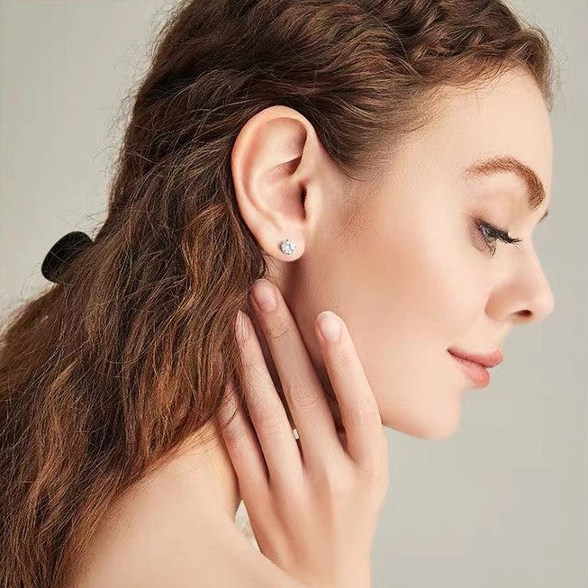 Piercing en Plata 925 – Zirconio Corte Diamante con Cierre de Rosca