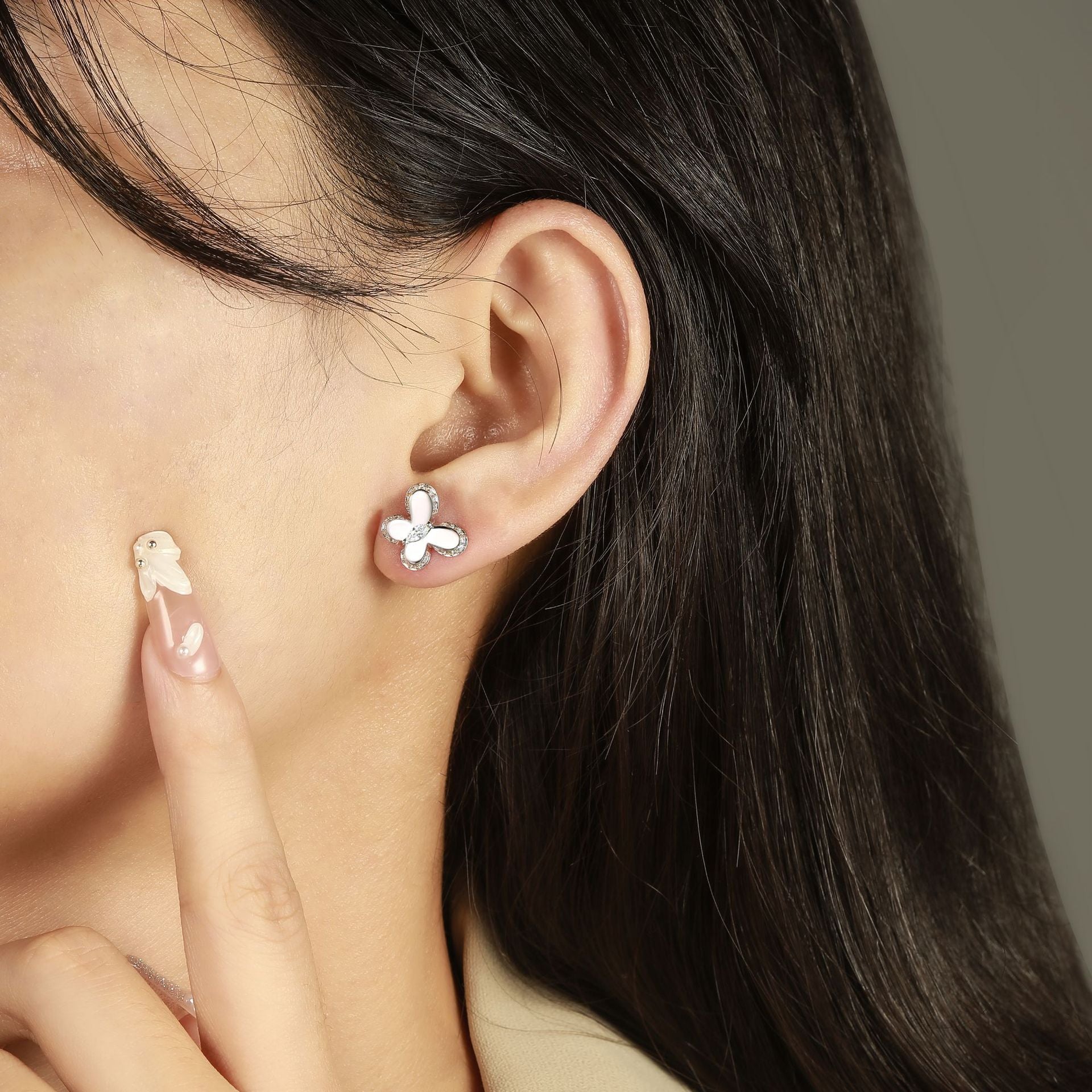 Pendientes de Mariposa en Plata S925 con Zirconia Cúbica