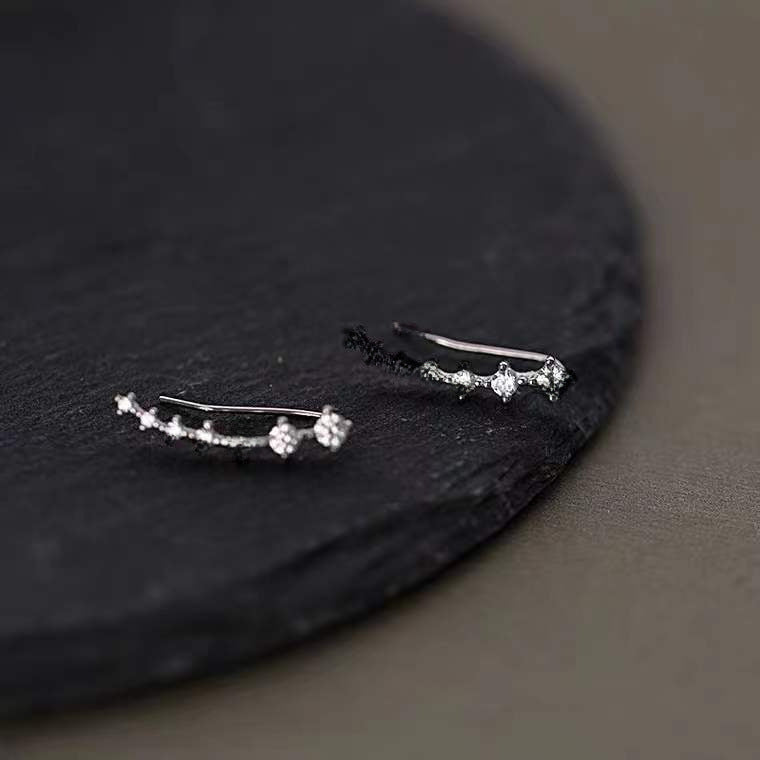 Aretes Trepadores de Estrellas en Plata 925 con Cierre de Gancho