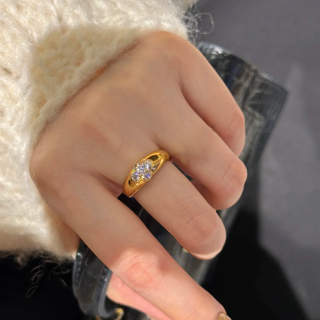 Set de Joyería Económico para Mujer – Collar, Pulsera y Anillo con Circonitas Brillantes