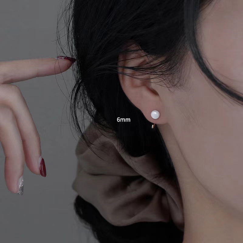 Pendientes de Botón en Plata 999 con Perla – Cierre de Gancho