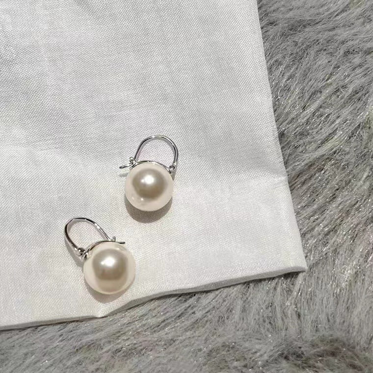 Aretes con Perla en Plata 925 – Estilo Retro Clásico y Elegante con Cierre Ballestilla