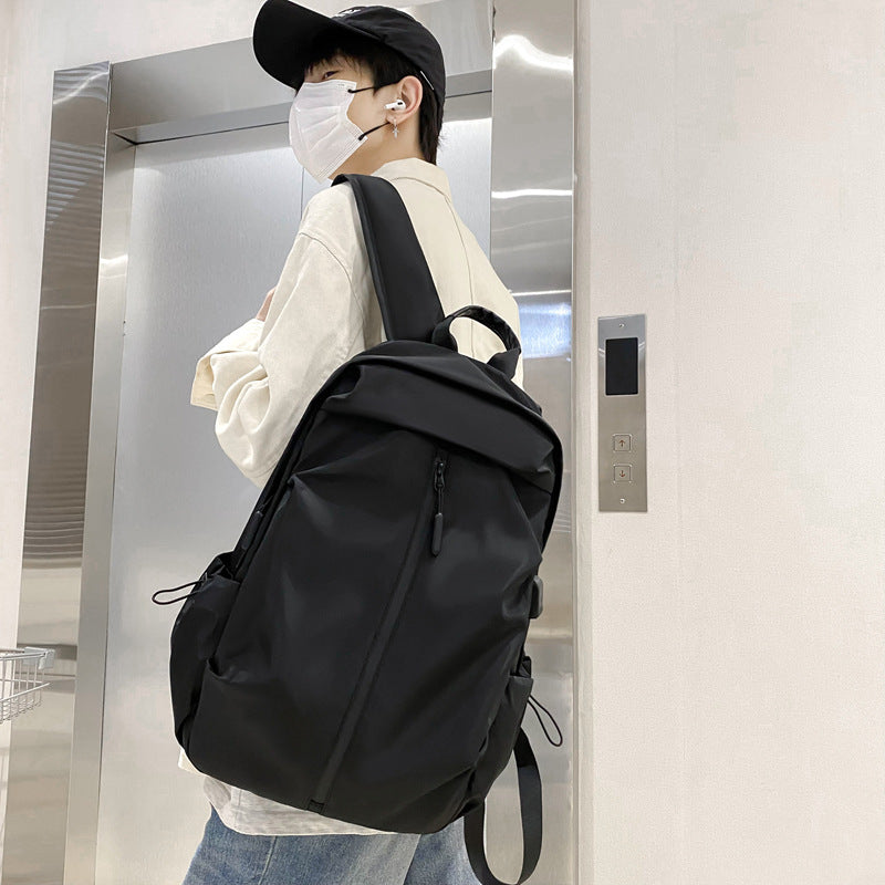 Mochila de Negocios para Hombre: Resistente al Agua, Ideal para Viajes y Estudiantes