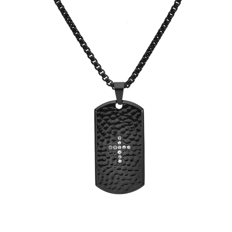 Cadena para Hombre con Placa Militar y Cruz de Zirconias – Acero Inoxidable