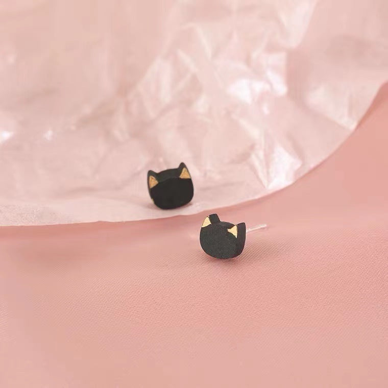 Pendientes Pequeños de Plata 925 – Diseño de Gato, Estrella y Triángulo