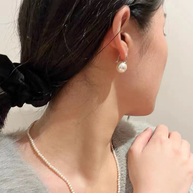 Aretes con Perla en Plata 925 – Estilo Retro Clásico y Elegante con Cierre Ballestilla