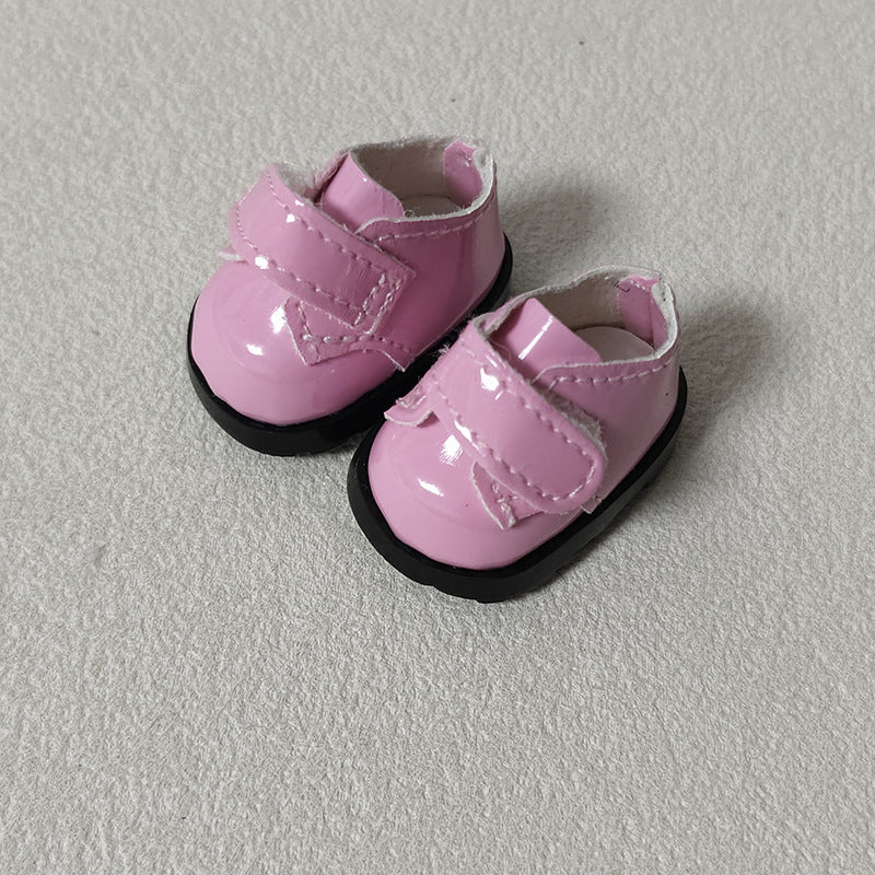 Labubu Shoe Collection with 17CM Keychains: Dress-up Dolls and Toys