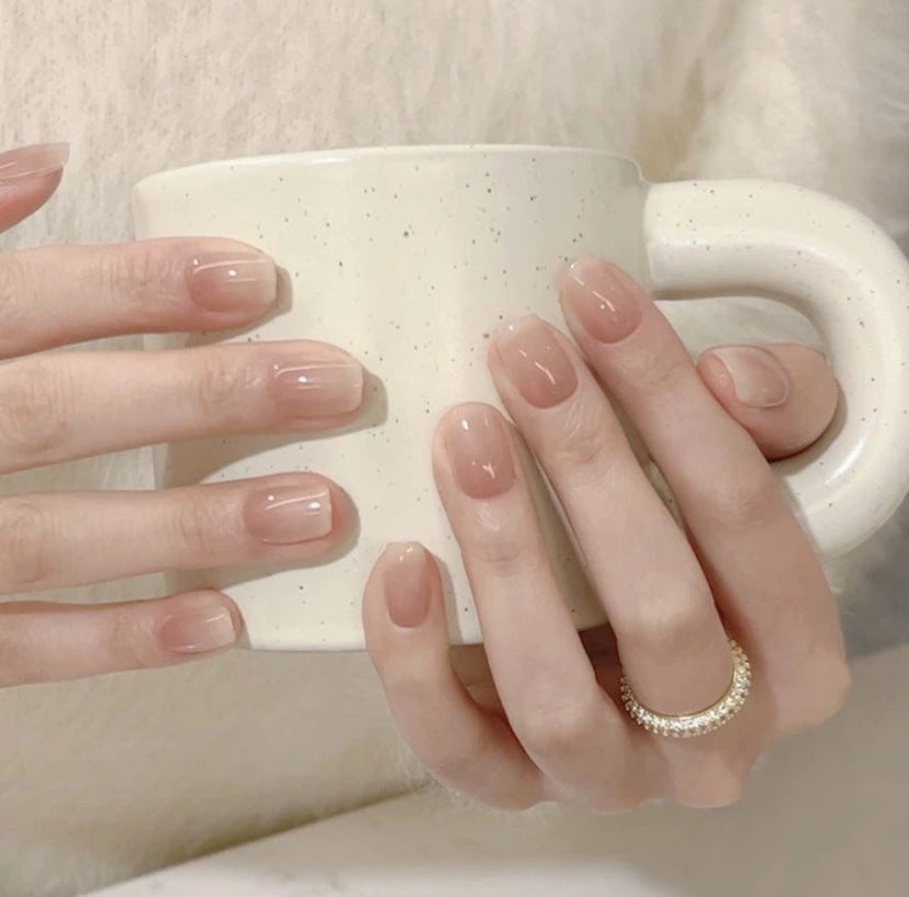 Uñas Postizas Hechas a Mano: Diseño Ovalado Translúcido en Tono Nude, Gradiente y Color Sólido, Manicura Lista con Efecto Gel