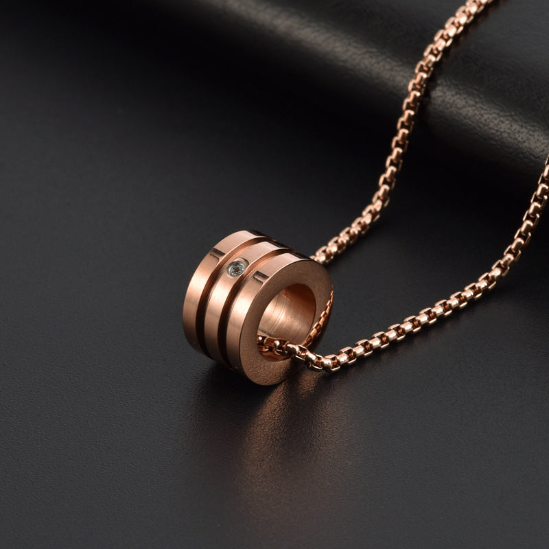 Cadena unisex acero inoxidable con dije geométrico – estilo ingeniero