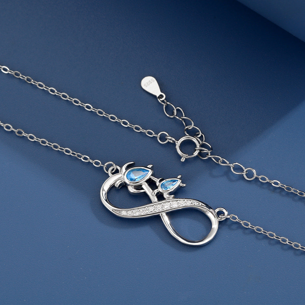 Cadena Corta de Plata 925 con Dije de Infinito y Tortugas – Amor y Longevidad