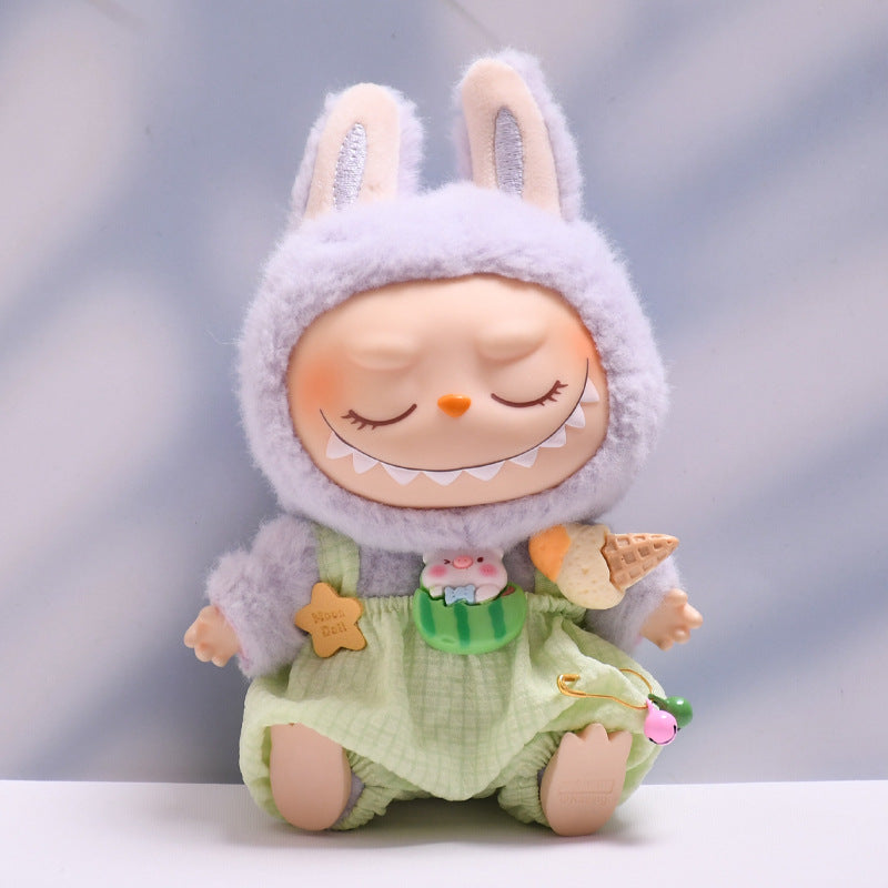 Overol con Accesorios para Muñeca Labubu 17 cm – Biberón y Cámara de Juguete (Muñeca No Incluida)