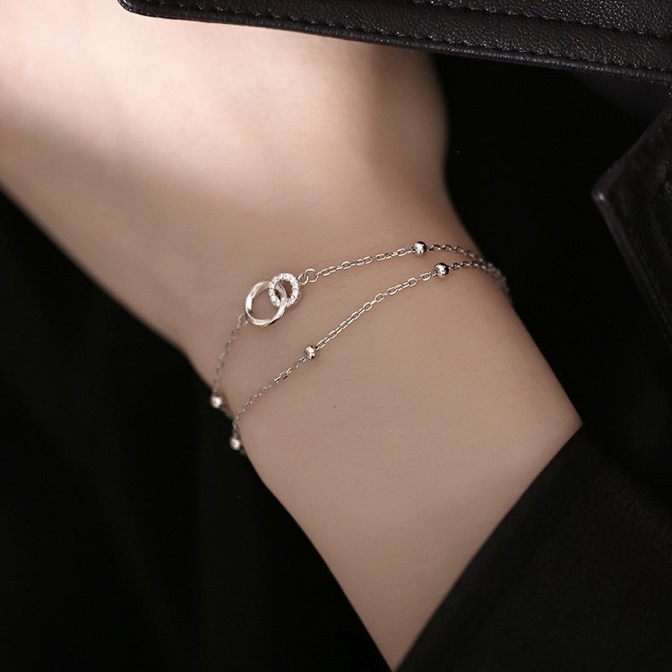 Pulsera de Plata 925 con Dos Círculos Enlazados – Conexión, Amistad y Amor
