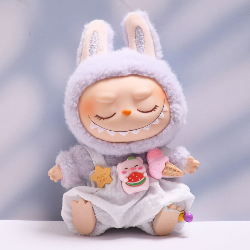 Overol con Accesorios para Muñeca Labubu 17 cm – Biberón y Cámara de Juguete (Muñeca No Incluida)